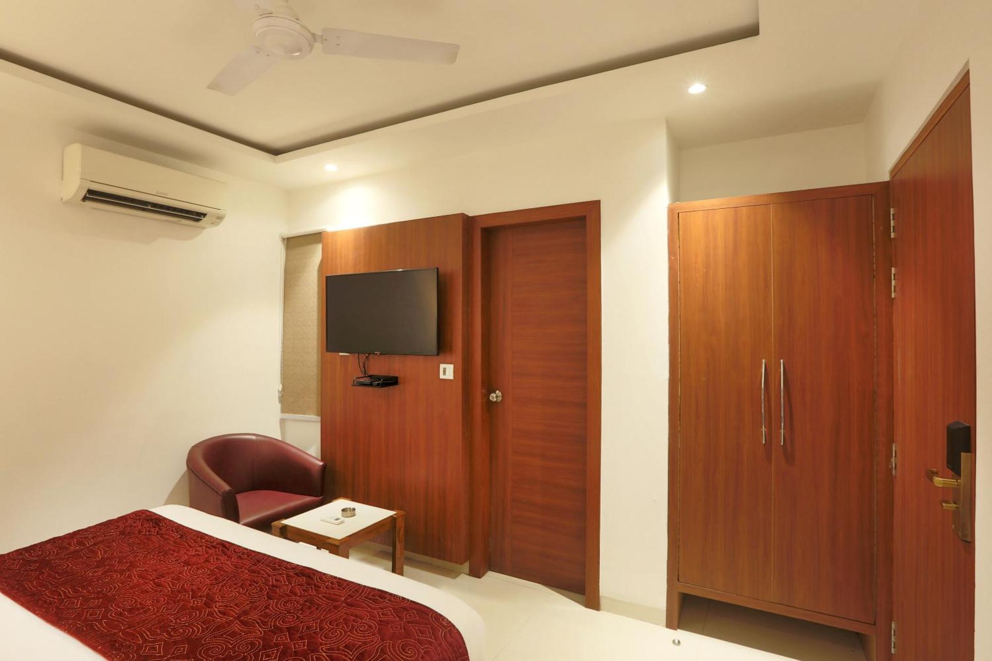 ניו דלהי Hotel Arch Suites - Near Aerocity מראה חיצוני תמונה