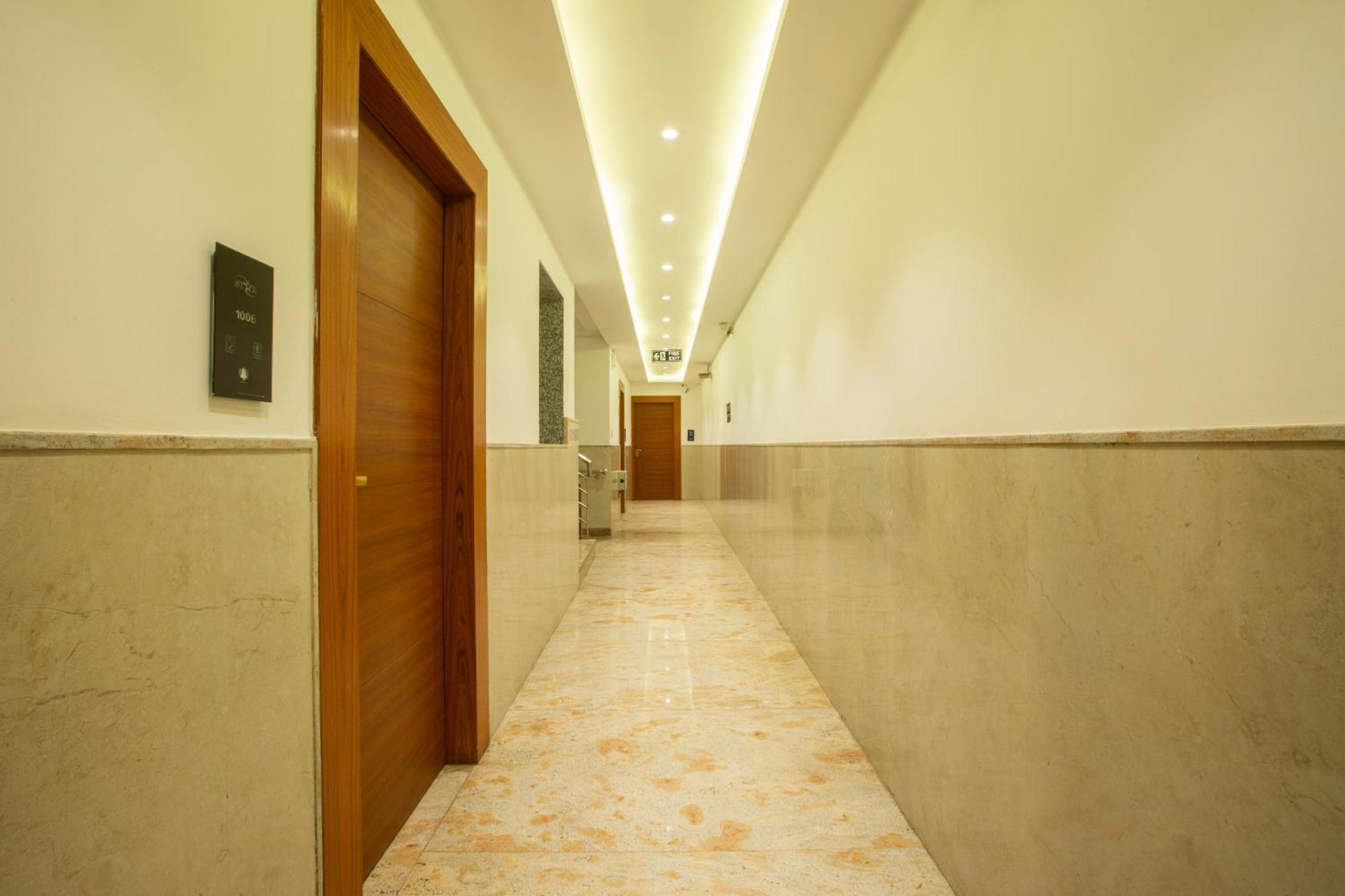 ניו דלהי Hotel Arch Suites - Near Aerocity מראה חיצוני תמונה