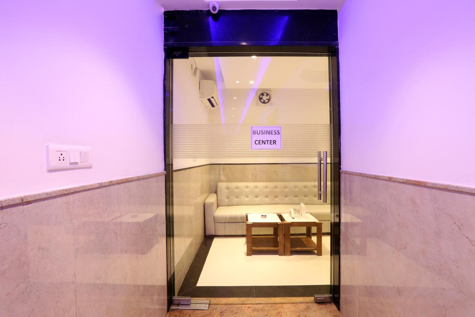 ניו דלהי Hotel Arch Suites - Near Aerocity מראה חיצוני תמונה