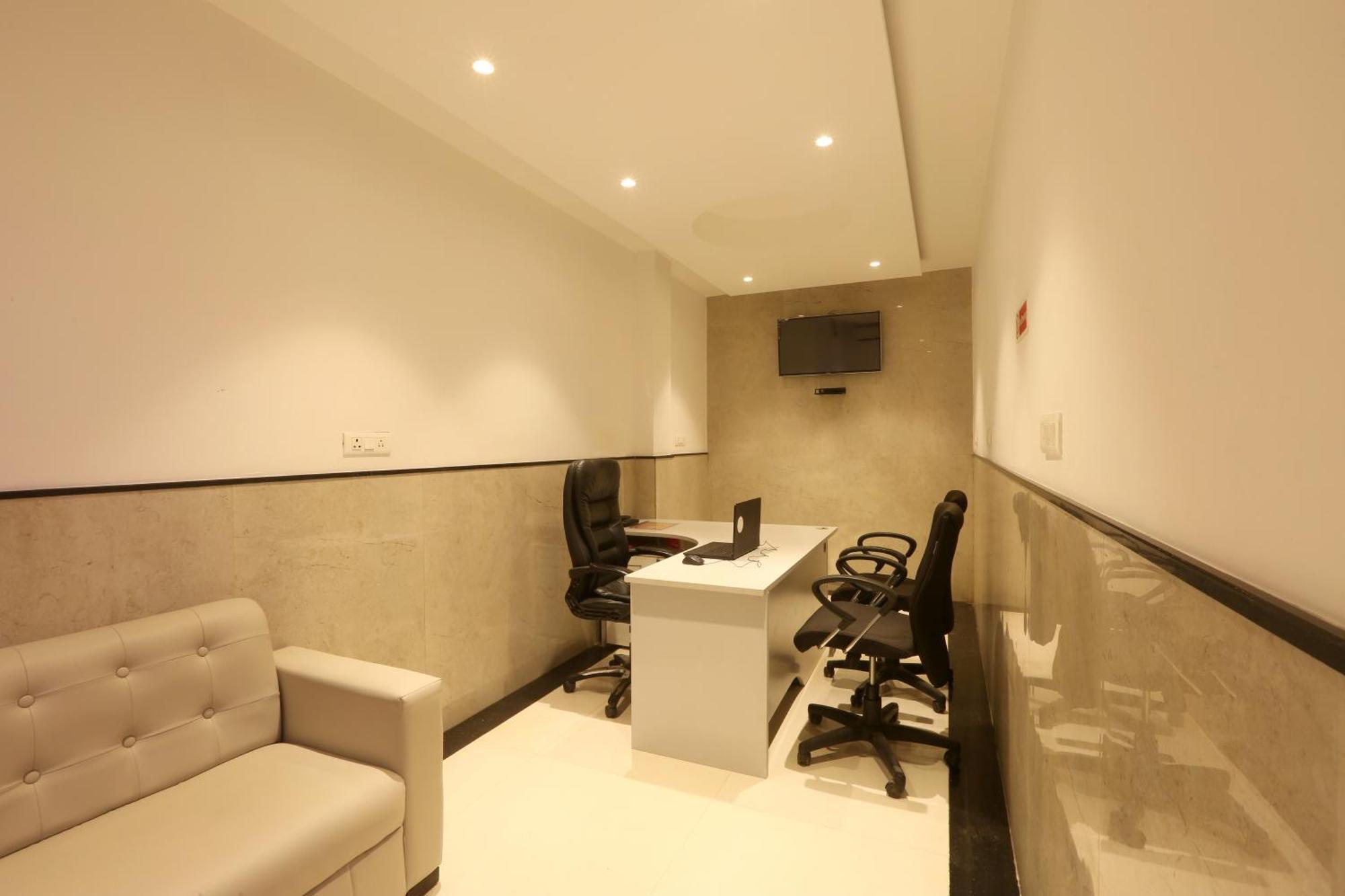 ניו דלהי Hotel Arch Suites - Near Aerocity מראה חיצוני תמונה